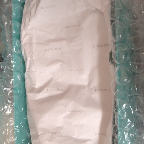 Tiffany & co.  wine glass - Picture 10 of 16